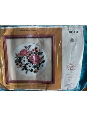 The creative circle 0610 Classic Bouquet floral crewel embroidery kit